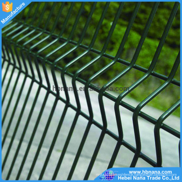Lowest Price Galvanized Welded Wire Mesh Fence Panel (manufacturer)